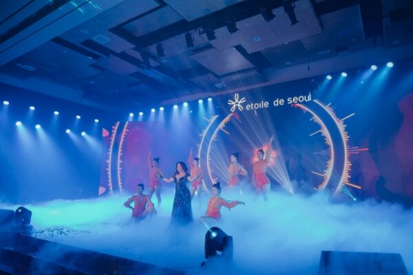 HCMC Events cung cấp dịch vụ cho thuê ca sĩ với mức chi phí hợp lý