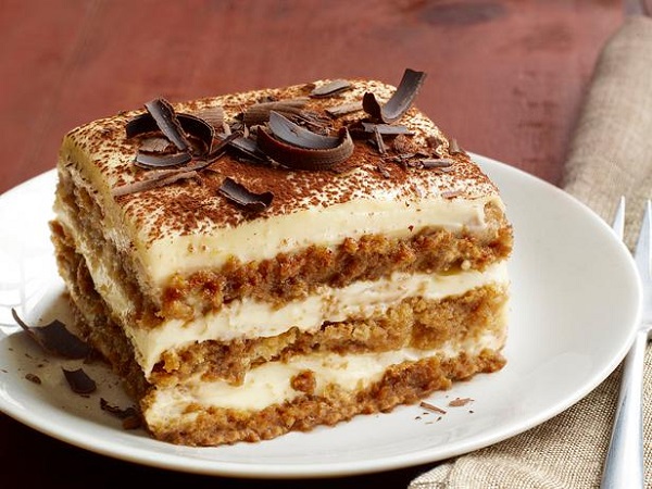 Bánh Tiramisu thường được sử dụng trong bữa tiệc Teabreak